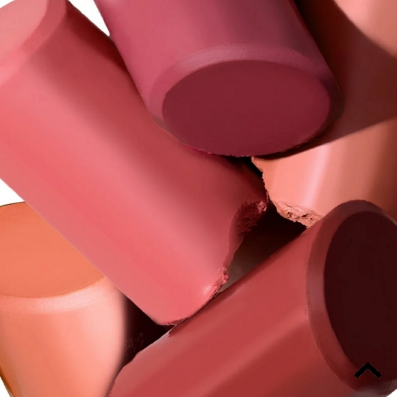 🦋 Laura Geller Smart Pout Transfer-Proof Lipstick (in Wise) - Picture 7 of 14